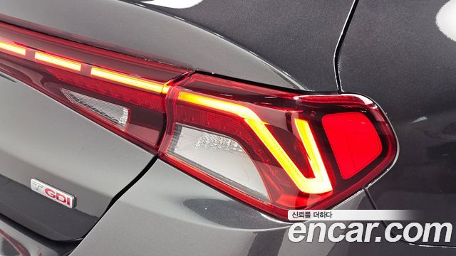 Kia K5 2021 — photo 9