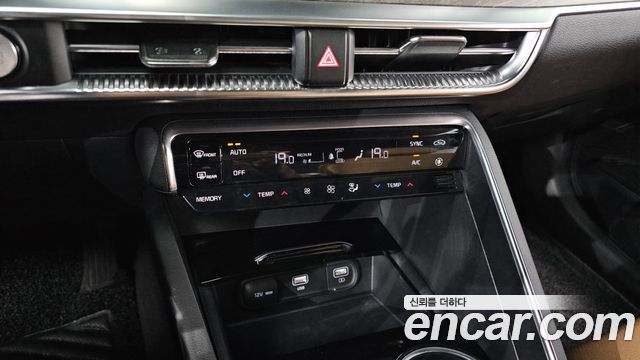 Kia K5 2021 — photo 27