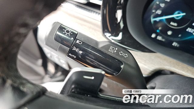Kia K5 2021 — photo 29