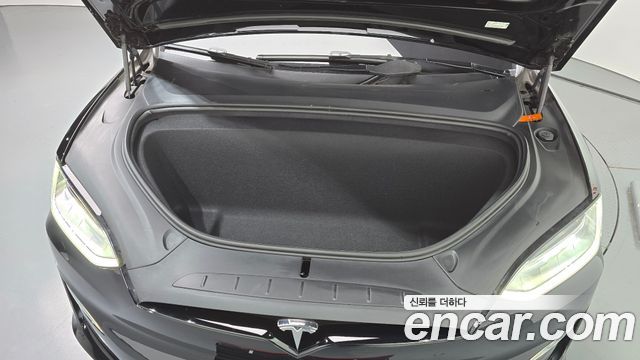 Tesla Model X 2023 — photo 6