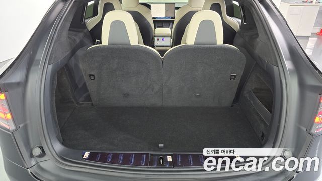 Tesla Model X 2023 — photo 22