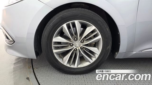 Hyundai Grandeur 2015 — photo 5