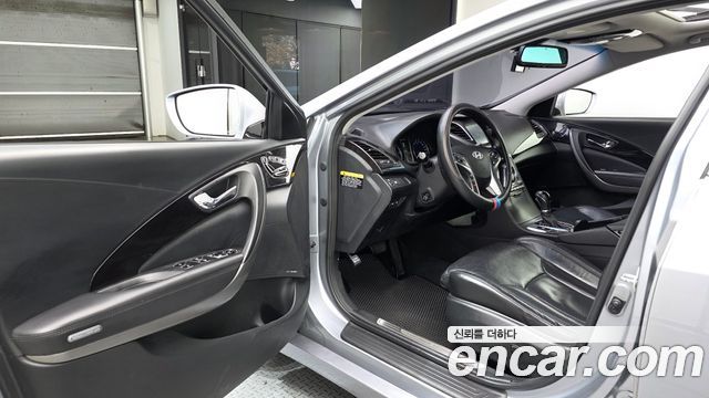 Hyundai Grandeur 2015 — photo 13