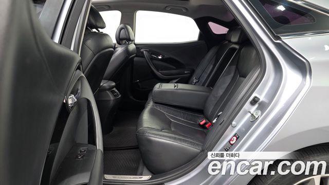 Hyundai Grandeur 2015 — photo 18