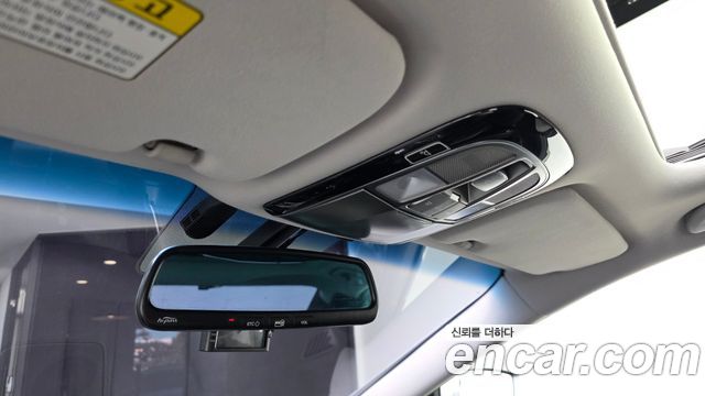 Hyundai Grandeur 2015 — photo 31