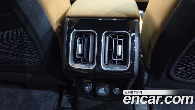 Kia Sorento 2023 — photo 40