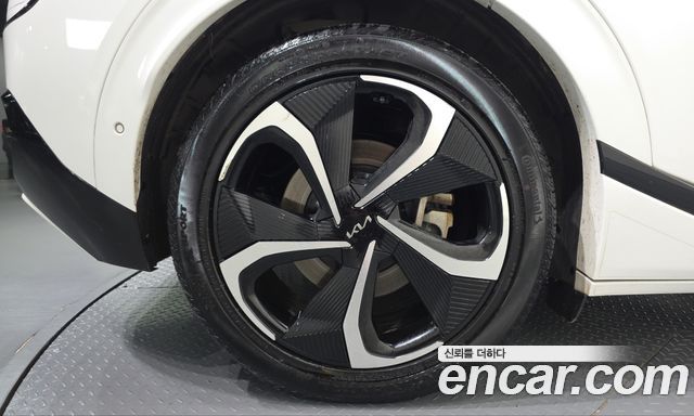 Kia EV6 2023 — photo 5