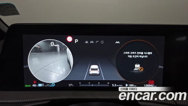 Kia EV6 2023 — photo 11