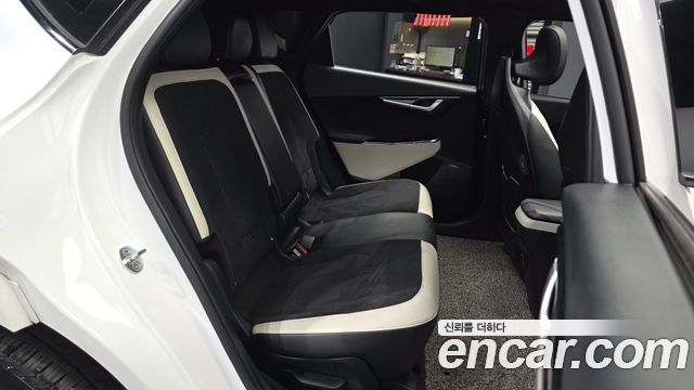 Kia EV6 2023 — photo 18