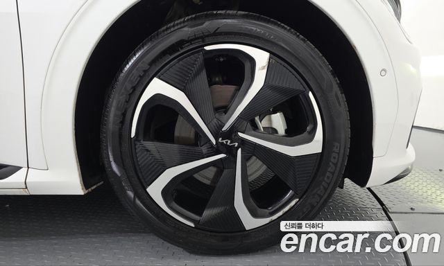 Kia EV6 2023 — photo 7