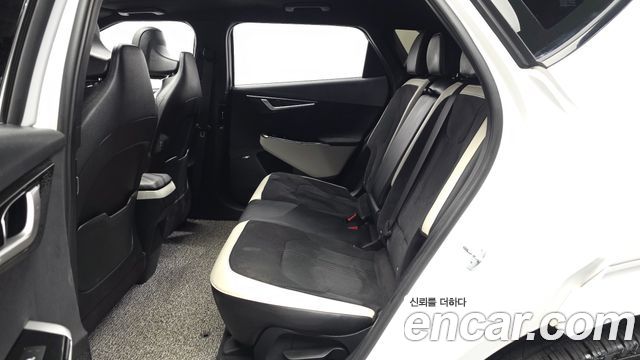 Kia EV6 2023 — photo 16