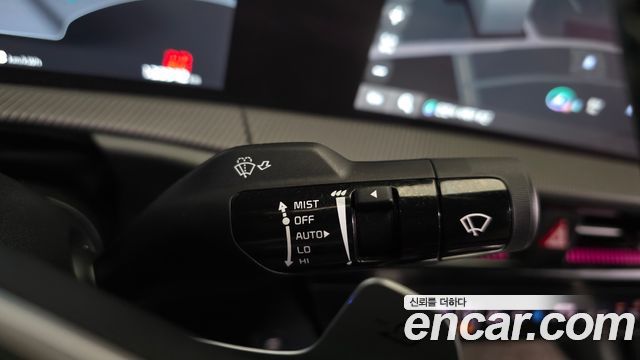 Kia EV6 2023 — photo 28