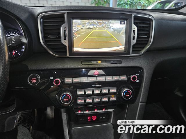 Kia Sportage 2018 — photo 9