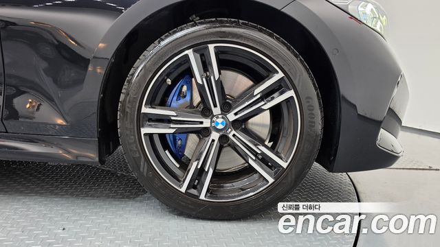 BMW 3-Series 2025 — photo 7