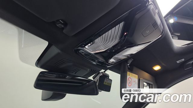BMW 3-Series 2025 — photo 34
