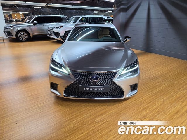 Lexus LS 2022 — photo 3