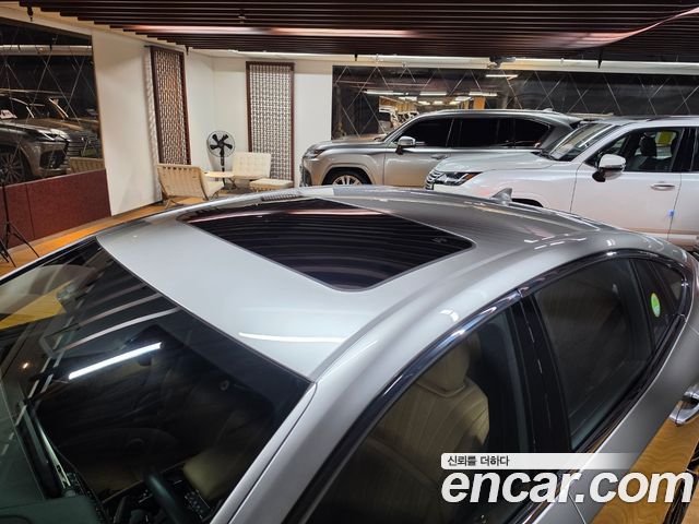 Lexus LS 2022 — photo 14