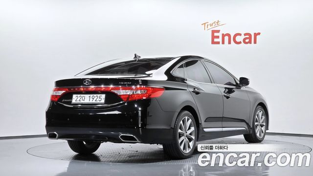 Hyundai Grandeur 2015 — photo 2