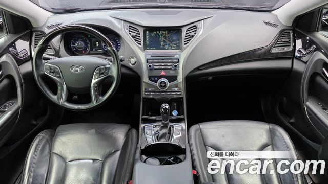 Hyundai Grandeur 2015 — photo 10