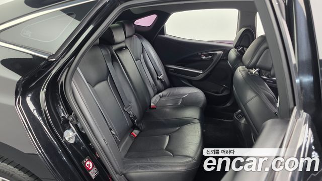 Hyundai Grandeur 2015 — photo 17