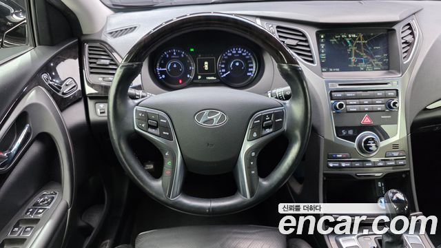 Hyundai Grandeur 2015 — photo 19