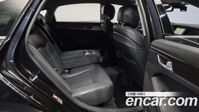 Genesis G80 2019 — photo 12