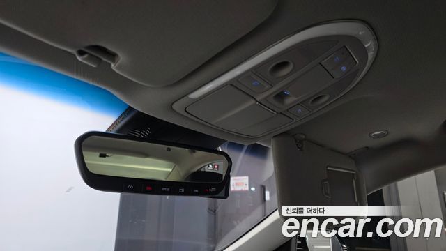 Genesis G80 2019 — photo 18