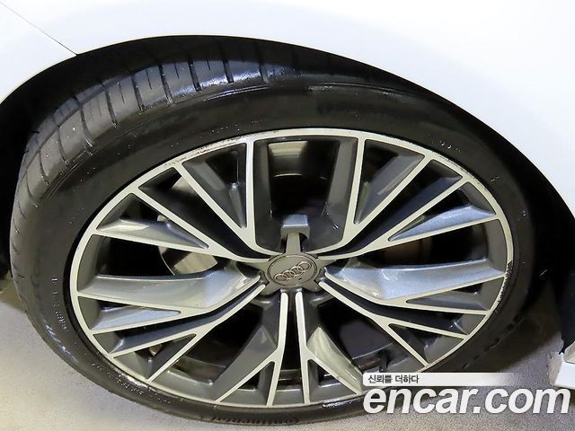 Audi A7 2016 — photo 20