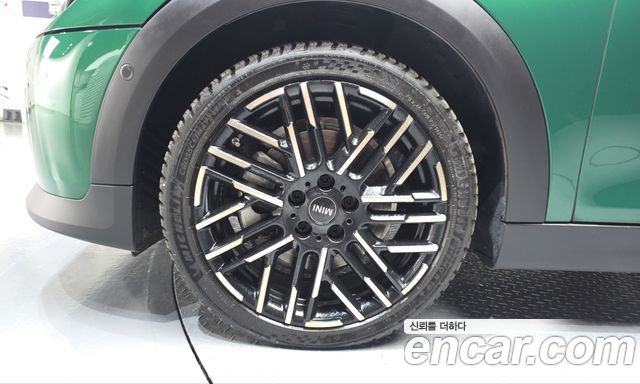 Mini Cooper 2025 — photo 5