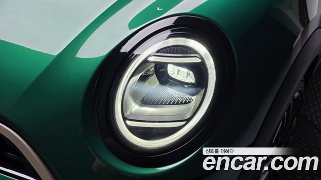 Mini Cooper 2025 — photo 8