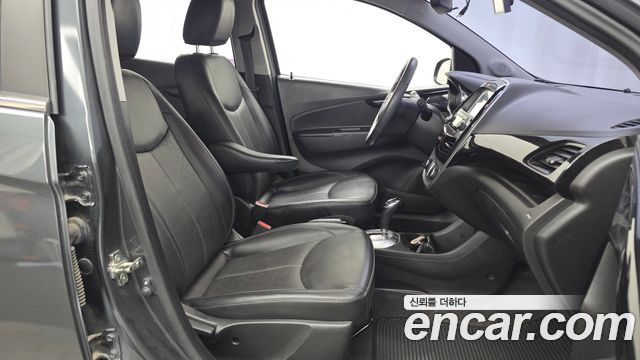Chevrolet Korea Spark 2017 — photo 11