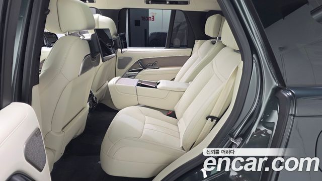 Land Rover Range Rover 2026 — photo 4