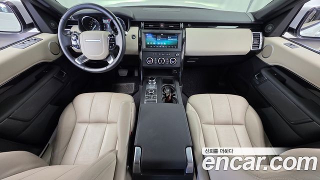 Land Rover Discovery 2020 — photo 10