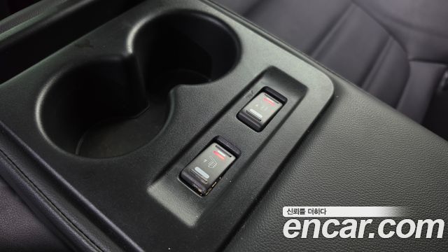 Renault Korea SM6 2019 — photo 25