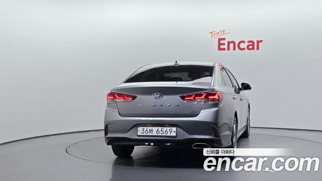 Hyundai Sonata 2018 — photo 4