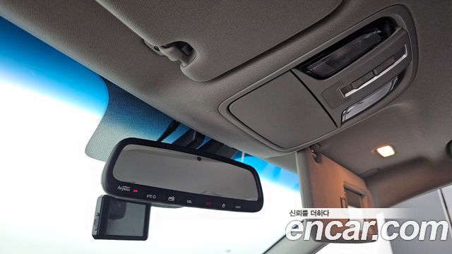 Kia K7 2017 — photo 25