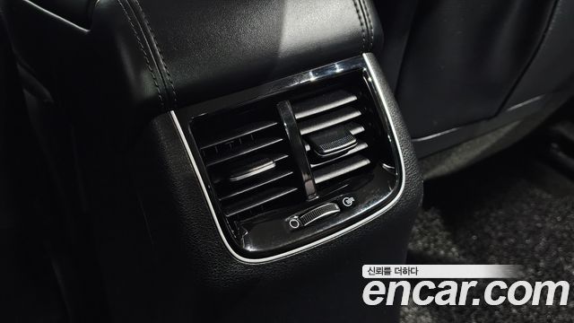 Kia K7 2017 — photo 27