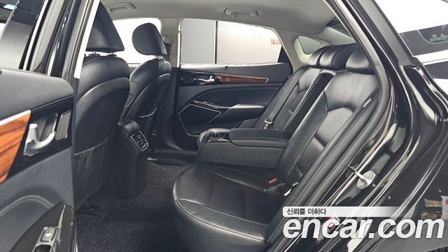 Kia K7 2017 — photo 28