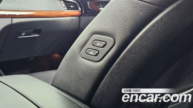 Kia K7 2017 — photo 29