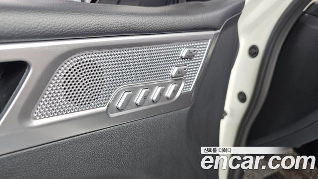 KG Mobility Rexton 2021 — photo 24