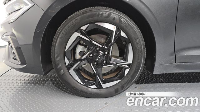 Kia K5 2025 — photo 5