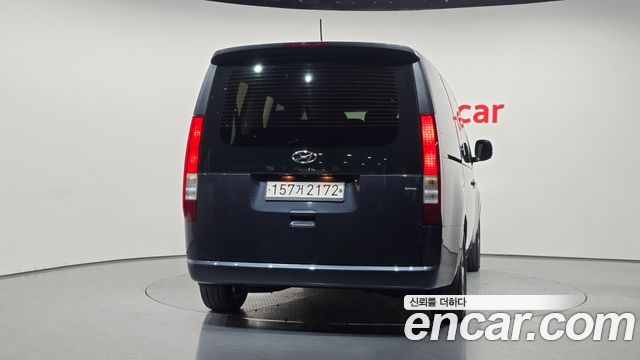 Hyundai Staria 2022 — photo 4