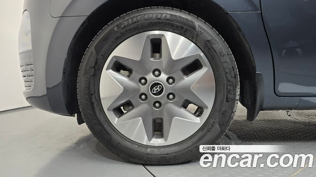 Hyundai Staria 2022 — photo 5