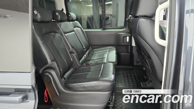 Hyundai Staria 2022 — photo 17