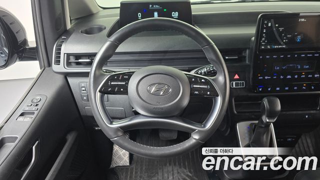 Hyundai Staria 2022 — photo 18