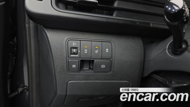Hyundai Staria 2022 — photo 22