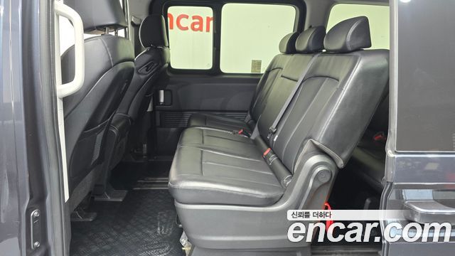 Hyundai Staria 2022 — photo 28