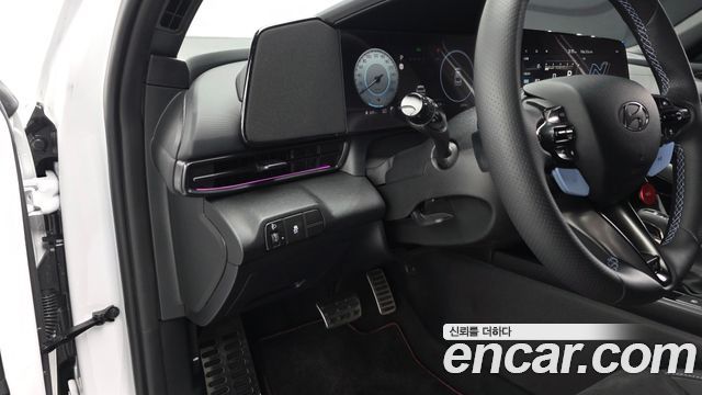 Hyundai AVANTE 2026 — photo 13
