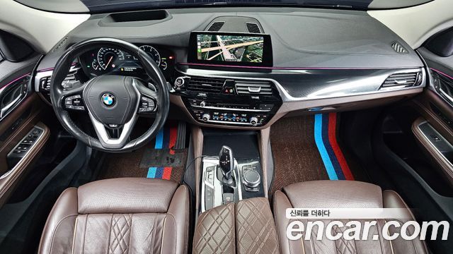 BMW Gran Turismo 2019 — photo 7