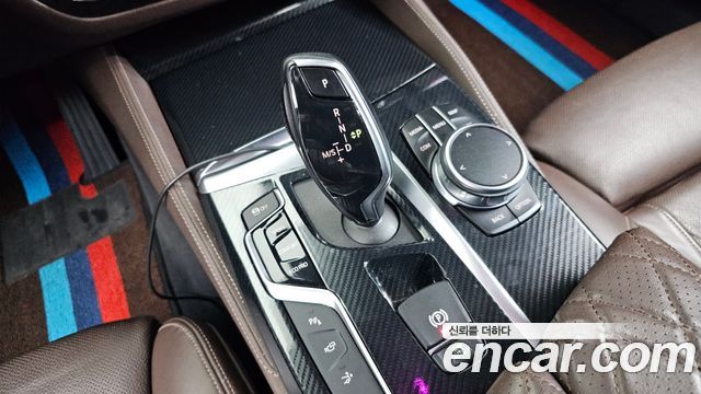 BMW Gran Turismo 2019 — photo 9